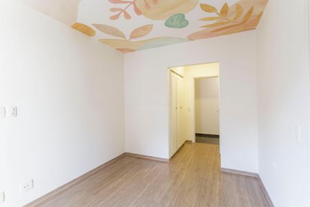 Apartamento à venda com 196m², 3 quartos e 3 vagas Apartamento à venda com 196m², 3 quartos e 3 vagasSuíte 1