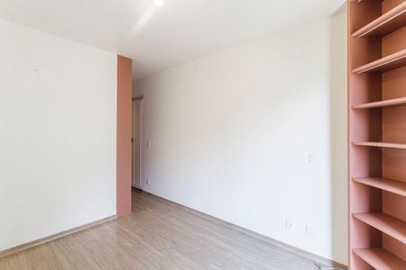 Apartamento à venda com 196m², 3 quartos e 3 vagas Apartamento à venda com 196m², 3 quartos e 3 vagasSuíte 2