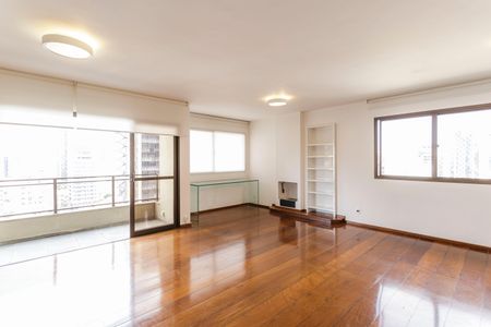 Apartamento à venda com 196m², 3 quartos e 3 vagas Apartamento à venda com 196m², 3 quartos e 3 vagasSala