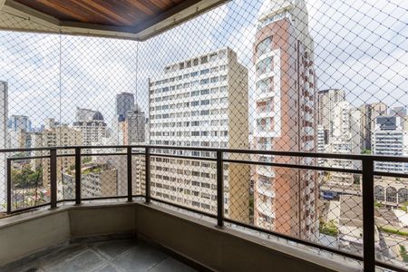 Apartamento à venda com 196m², 3 quartos e 3 vagas Apartamento à venda com 196m², 3 quartos e 3 vagasVaranda da Sala