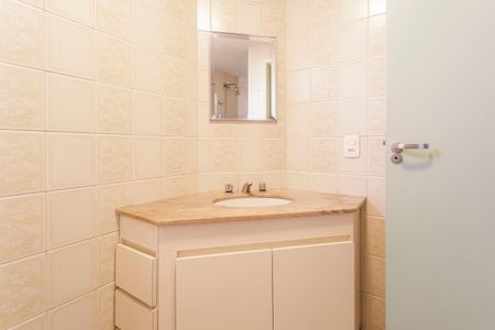 Apartamento à venda com 196m², 3 quartos e 3 vagas Apartamento à venda com 196m², 3 quartos e 3 vagasBanheiro da Suíte 3