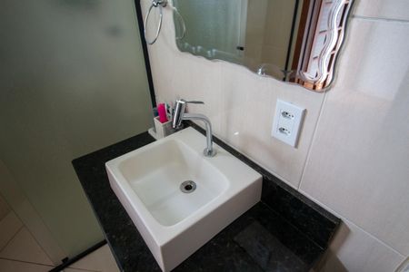 Casa à venda com 200m², 3 quartos e 3 vagasBanheiro