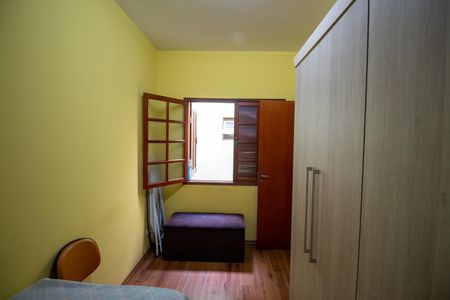 Casa à venda com 200m², 3 quartos e 3 vagasQuarto 2