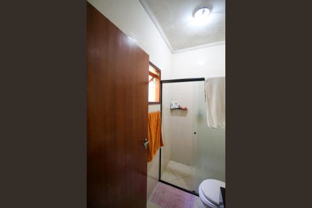 Casa à venda com 200m², 3 quartos e 3 vagasBanheiro do Quarto 2