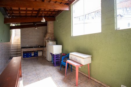 Casa à venda com 200m², 3 quartos e 3 vagasChurrasqueira