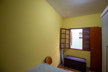 Casa à venda com 200m², 3 quartos e 3 vagasQuarto 2