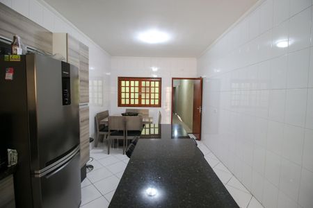 Casa à venda com 200m², 3 quartos e 3 vagasCozinha
