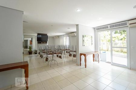 Apartamento à venda com 73m², 3 quartos e 2 vagasÁrea comum - Salão de festas