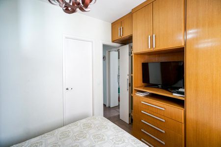Apartamento à venda com 73m², 3 quartos e 2 vagasQuarto 03
