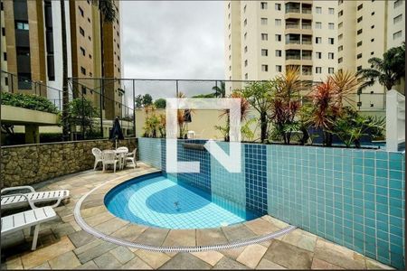 Apartamento à venda com 73m², 3 quartos e 2 vagasPiscina