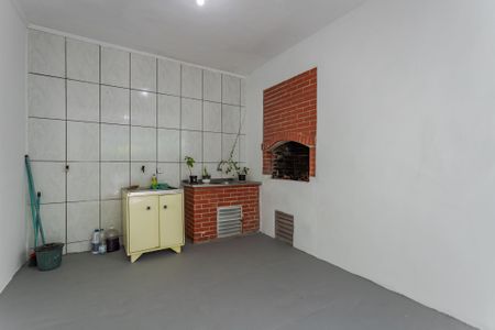 Casa à venda com 265m², 3 quartos e 6 vagas Casa à venda com 265m², 3 quartos e 6 vagasCozinha e Área de Serviço