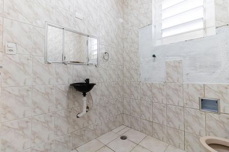 Casa à venda com 200m², 1 quarto e sem vaga Casa à venda com 200m², 1 quarto e sem vagaBanheiro