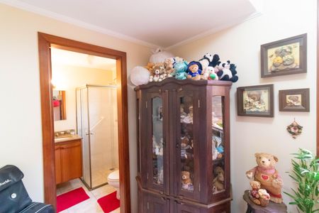 Casa de condomínio à venda com 411m², 7 quartos e 4 vagas Casa de condomínio à venda com 411m², 7 quartos e 4 vagasQuarto de Serviço