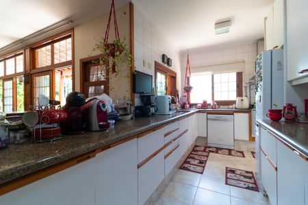 Casa de condomínio à venda com 411m², 7 quartos e 4 vagas Casa de condomínio à venda com 411m², 7 quartos e 4 vagasCozinha