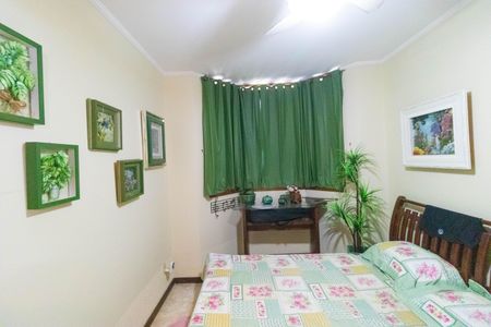 Casa de condomínio à venda com 411m², 7 quartos e 4 vagas Casa de condomínio à venda com 411m², 7 quartos e 4 vagasQuarto 03