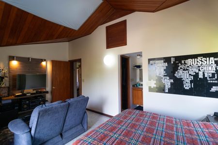 Casa de condomínio à venda com 411m², 7 quartos e 4 vagas Casa de condomínio à venda com 411m², 7 quartos e 4 vagasSuíte 01