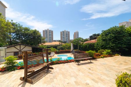 Casa de condomínio à venda com 411m², 7 quartos e 4 vagas Casa de condomínio à venda com 411m², 7 quartos e 4 vagasQuintal