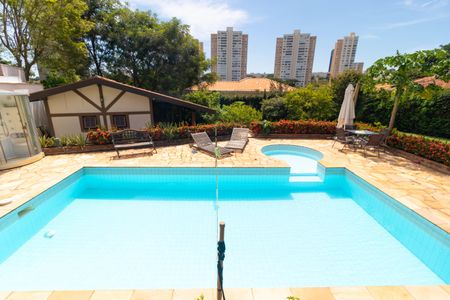 Casa de condomínio à venda com 411m², 7 quartos e 4 vagas Casa de condomínio à venda com 411m², 7 quartos e 4 vagasPiscina