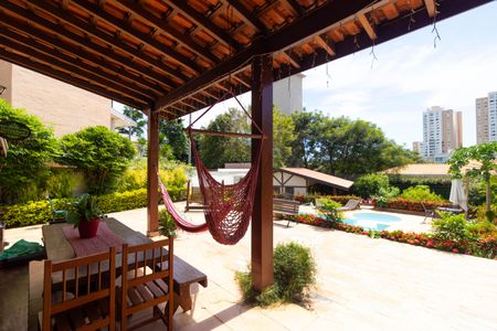 Casa de condomínio à venda com 411m², 7 quartos e 4 vagas Casa de condomínio à venda com 411m², 7 quartos e 4 vagasVaranda