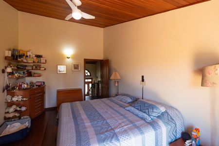 Casa de condomínio à venda com 411m², 7 quartos e 4 vagas Casa de condomínio à venda com 411m², 7 quartos e 4 vagasSuíte 02