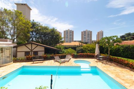 Casa de condomínio à venda com 411m², 7 quartos e 4 vagas Casa de condomínio à venda com 411m², 7 quartos e 4 vagasPiscina