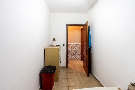 Casa à venda com 338m², 4 quartos e 2 vagas Casa à venda com 338m², 4 quartos e 2 vagasQuarto 2