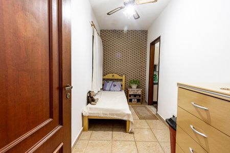 Casa à venda com 338m², 4 quartos e 2 vagas Casa à venda com 338m², 4 quartos e 2 vagasQuarto 2