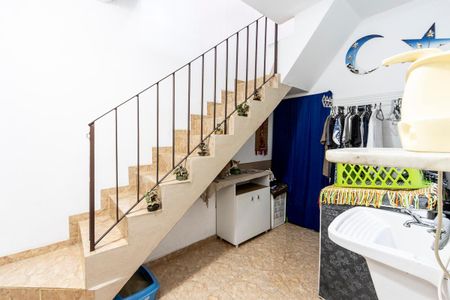 Casa à venda com 338m², 4 quartos e 2 vagas Casa à venda com 338m², 4 quartos e 2 vagasÁrea de Serviço