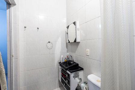 Casa à venda com 338m², 4 quartos e 2 vagas Casa à venda com 338m², 4 quartos e 2 vagasBanheiro