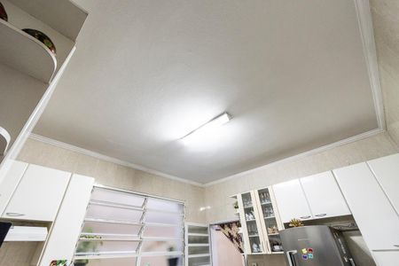 Casa à venda com 338m², 4 quartos e 2 vagas Casa à venda com 338m², 4 quartos e 2 vagasCozinha