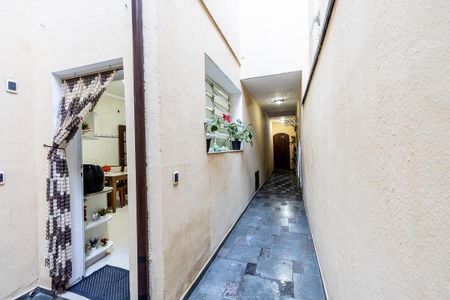 Casa à venda com 338m², 4 quartos e 2 vagas Casa à venda com 338m², 4 quartos e 2 vagasÁrea comum