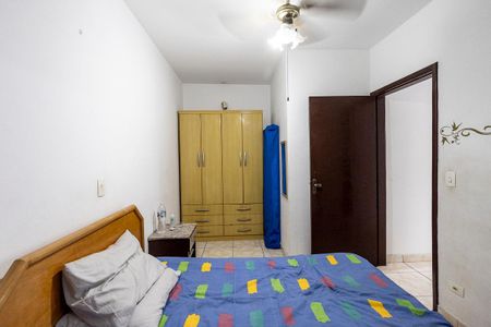 Casa à venda com 338m², 4 quartos e 2 vagas Casa à venda com 338m², 4 quartos e 2 vagasQuarto 4