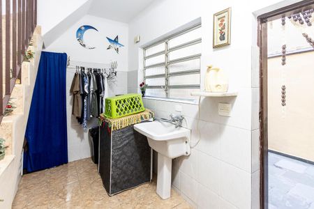 Casa à venda com 338m², 4 quartos e 2 vagas Casa à venda com 338m², 4 quartos e 2 vagasÁrea de Serviço