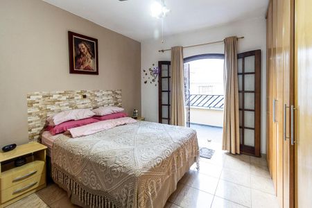 Casa à venda com 338m², 4 quartos e 2 vagas Casa à venda com 338m², 4 quartos e 2 vagasQuarto 1