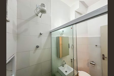 Apartamento à venda com 70m², 2 quartos e sem vagaBanheiro