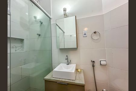 Apartamento à venda com 70m², 2 quartos e sem vagaBanheiro