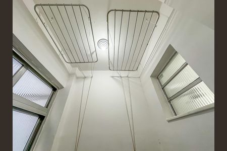 Apartamento à venda com 70m², 2 quartos e sem vagaÁrea de Serviço