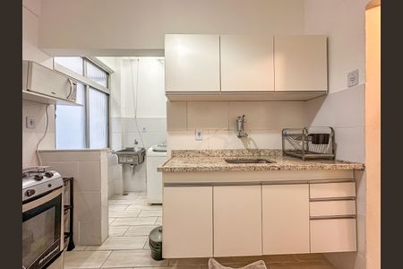Apartamento à venda com 70m², 2 quartos e sem vagaCozinha