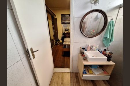 Apartamento à venda com 110m², 3 quartos e 1 vagaBanheiro da suíte