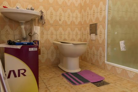 Apartamento para alugar com 65m², 2 quartos e 2 vagasBanheiro