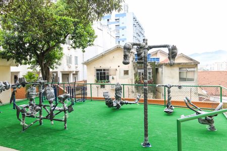 Apartamento para alugar com 65m², 2 quartos e 2 vagasÁrea comum - Academia