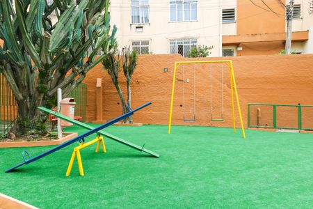 Apartamento para alugar com 65m², 2 quartos e 2 vagasÁrea comum - Playground