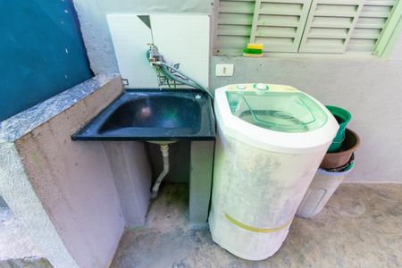 Casa à venda com 120m², 3 quartos e 2 vagas Casa à venda com 120m², 3 quartos e 2 vagasCasa 2 - Área de Serviço