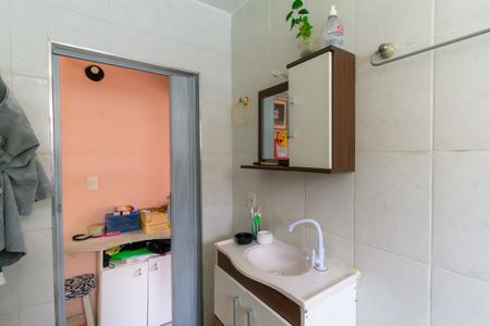 Casa à venda com 120m², 3 quartos e 2 vagas Casa à venda com 120m², 3 quartos e 2 vagasBanheiro