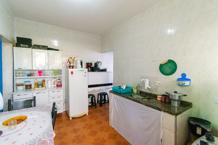 Casa à venda com 120m², 3 quartos e 2 vagas Casa à venda com 120m², 3 quartos e 2 vagasCasa 2 - Cozinha
