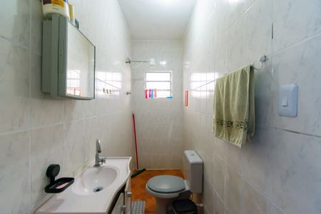 Casa à venda com 120m², 3 quartos e 2 vagas Casa à venda com 120m², 3 quartos e 2 vagasCasa 2 - Banheiro