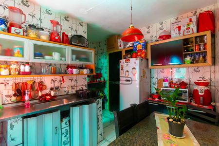 Casa à venda com 120m², 3 quartos e 2 vagas Casa à venda com 120m², 3 quartos e 2 vagasCasa 3 - Cozinha