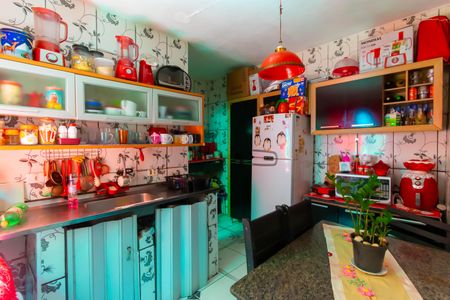 Casa à venda com 120m², 3 quartos e 2 vagas Casa à venda com 120m², 3 quartos e 2 vagasCasa 3 - Cozinha