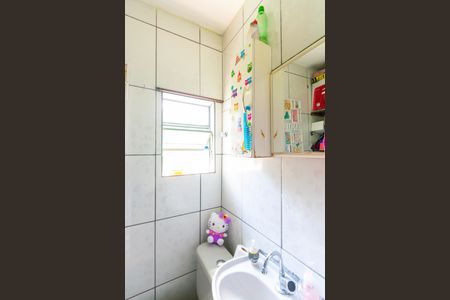 Casa à venda com 120m², 3 quartos e 2 vagas Casa à venda com 120m², 3 quartos e 2 vagasCasa 3 - Banheiro da suíte