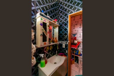 Casa à venda com 120m², 3 quartos e 2 vagas Casa à venda com 120m², 3 quartos e 2 vagasCasa 3 - Banheiro